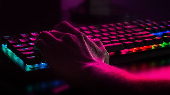 Escribiendo en teclado Gamer